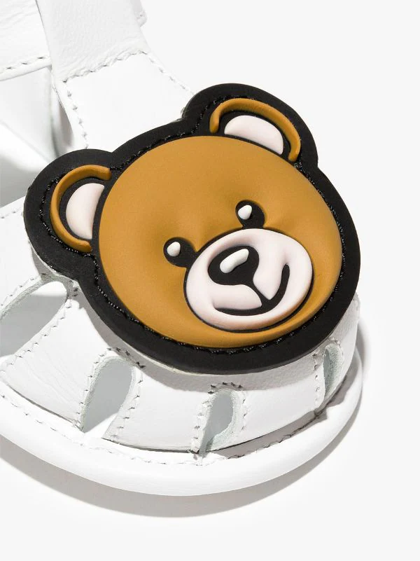 ( Nouvelle Collection ) Moschino Kids Sandales Teddy Bear En Cuir Enfant 5 ( Nouvelle Collection ) Moschino Kids Sandales Teddy Bear En Cuir Enfant – Image 3