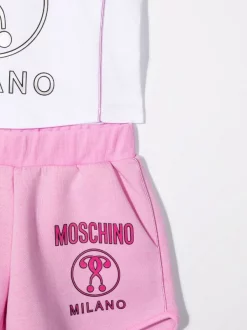( Nouvelle Collection ) Moschino Kids 82733 WHITE/PINK Survêtement à Logo Imprimé Enfant 7 ( Nouvelle Collection ) Moschino Kids 82733 WHITE/PINK Survêtement à Logo Imprimé Enfant -Moschino Kids Soldes Boutique 17694280 37093231 600