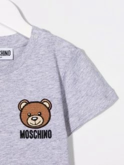 ( Nouvelle Collection ) Moschino Kids 60926 GRIGIO CHIARO T-shirt à Motif Teddy Bear Enfant 7 ( Nouvelle Collection ) Moschino Kids 60926 GRIGIO CHIARO T-shirt à Motif Teddy Bear Enfant -Moschino Kids Soldes Boutique 17862046 37954605 600