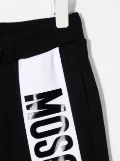 ( Nouvelle Collection ) Moschino Kids Short De Sport à Bande Logo 60100 NERO 7 ( Nouvelle Collection ) Moschino Kids Short De Sport à Bande Logo 60100 NERO -Moschino Kids Soldes Boutique 17936719 37886439 600