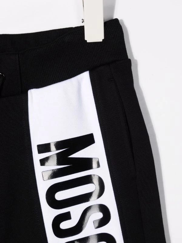 ( Nouvelle Collection ) Moschino Kids Short De Sport à Bande Logo 60100 NERO 5 ( Nouvelle Collection ) Moschino Kids Short De Sport à Bande Logo 60100 NERO – Image 3