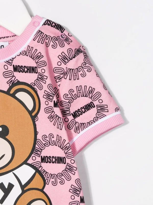 ( Nouvelle Collection ) Moschino Kids 83394 ROSA Combinaison à Logo Teddy Bear Enfant 5 ( Nouvelle Collection ) Moschino Kids 83394 ROSA Combinaison à Logo Teddy Bear Enfant – Image 3