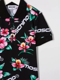 ( Nouvelle Collection ) Moschino Kids 82800 BLACK IBISCUS Polo Fleuri à Logo Imprimé Enfant 7 ( Nouvelle Collection ) Moschino Kids 82800 BLACK IBISCUS Polo Fleuri à Logo Imprimé Enfant -Moschino Kids Soldes Boutique 18008016 38272213 600