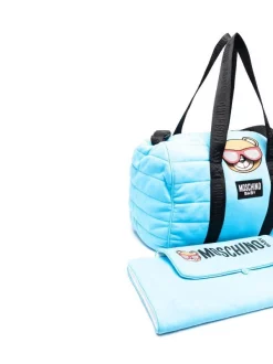 ( Nouvelle Collection ) Moschino Kids 41008 BLUE Sac à Langer Matelassé à Fermeture Zippée Enfant 7 ( Nouvelle Collection ) Moschino Kids 41008 BLUE Sac à Langer Matelassé à Fermeture Zippée Enfant -Moschino Kids Soldes Boutique 18144874 38489198 600