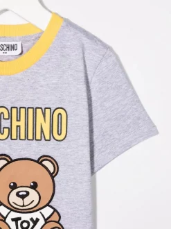 ( Nouvelle Collection ) Moschino Kids Teddy Bear X Minion T-shirt à Imprimé Graphique 60926 Grigio 7 ( Nouvelle Collection ) Moschino Kids Teddy Bear X Minion T-shirt à Imprimé Graphique 60926 Grigio -Moschino Kids Soldes Boutique 18232236 38891072 600